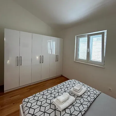 Apartman Valentino Rogoznica (Sibenik-Knin)
