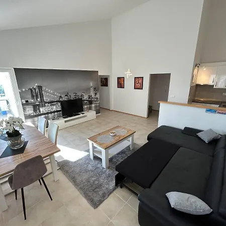 Apartman Valentino *